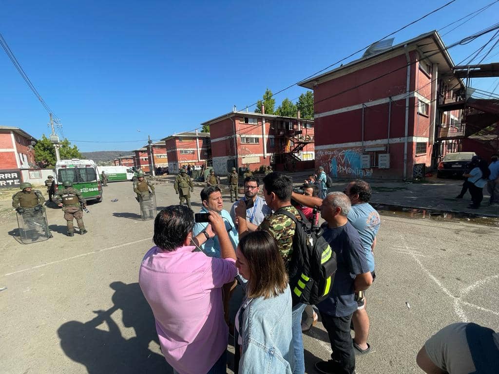 Comenzó inhabilitación de blocks ocupados ilegalmente en Villa Las Américas de Talca