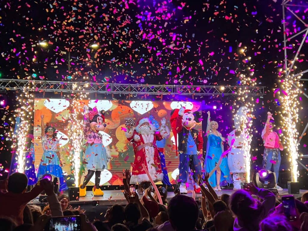Musical de navidad deleitó a vecinos de la Don Sebastián de Rauquén