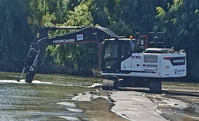 Alerta por intervención del Río Mataquito a la altura de la empresa Licancel 