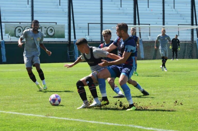Curicó Unido finalizó su gira por Argentina con derrota ante Arsenal de Sarandí