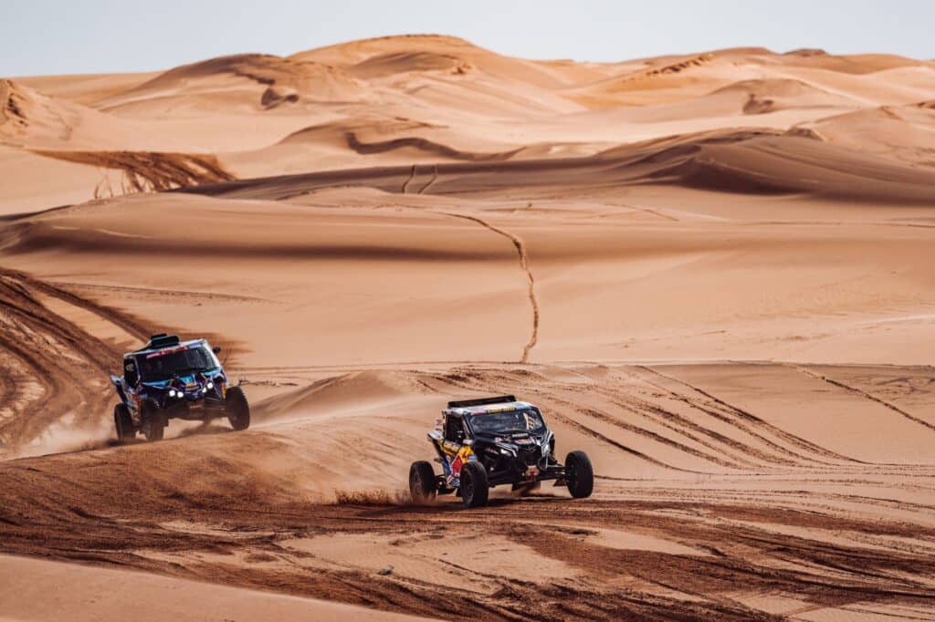 "Chaleco" López sigue al acecho por un lugar en el podio del Dakar