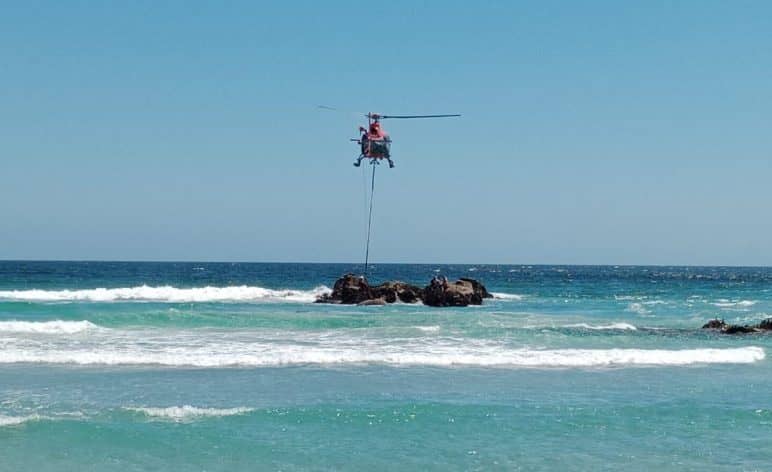 Encuentran cuerpo de padre de familia arrastrada por el mar en Pingueral
