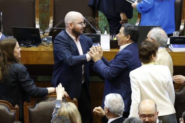 Cámara rechaza acusación constitucional contra el ministro Giorgio Jackson