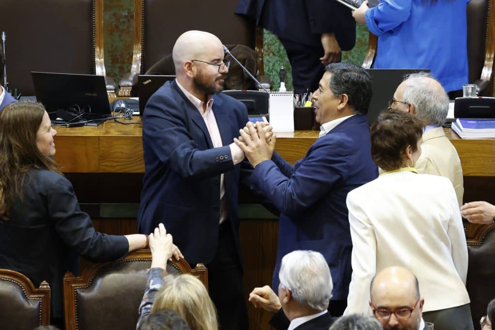 Cámara rechaza acusación constitucional contra el ministro Giorgio Jackson