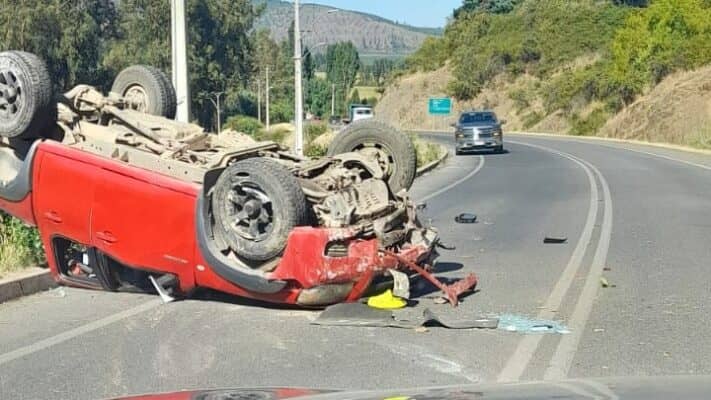 Accidente de tránsito en cuesta La Unión de Romeral