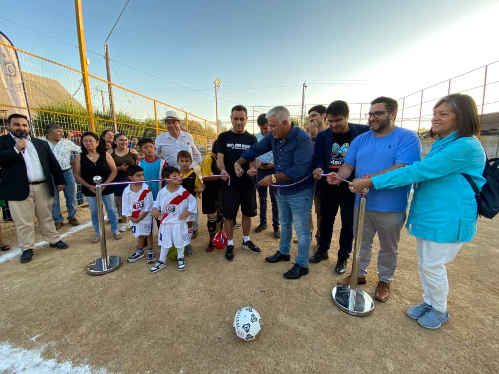 Juventud Santa Marta de Sarmiento inauguró su nueva cancha de baby fútbol