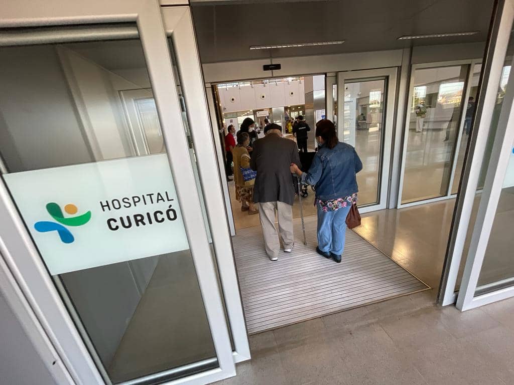 Día histórico para la salud provincial: Nuevo Hospital de Curicó recibió sus primeros pacientes