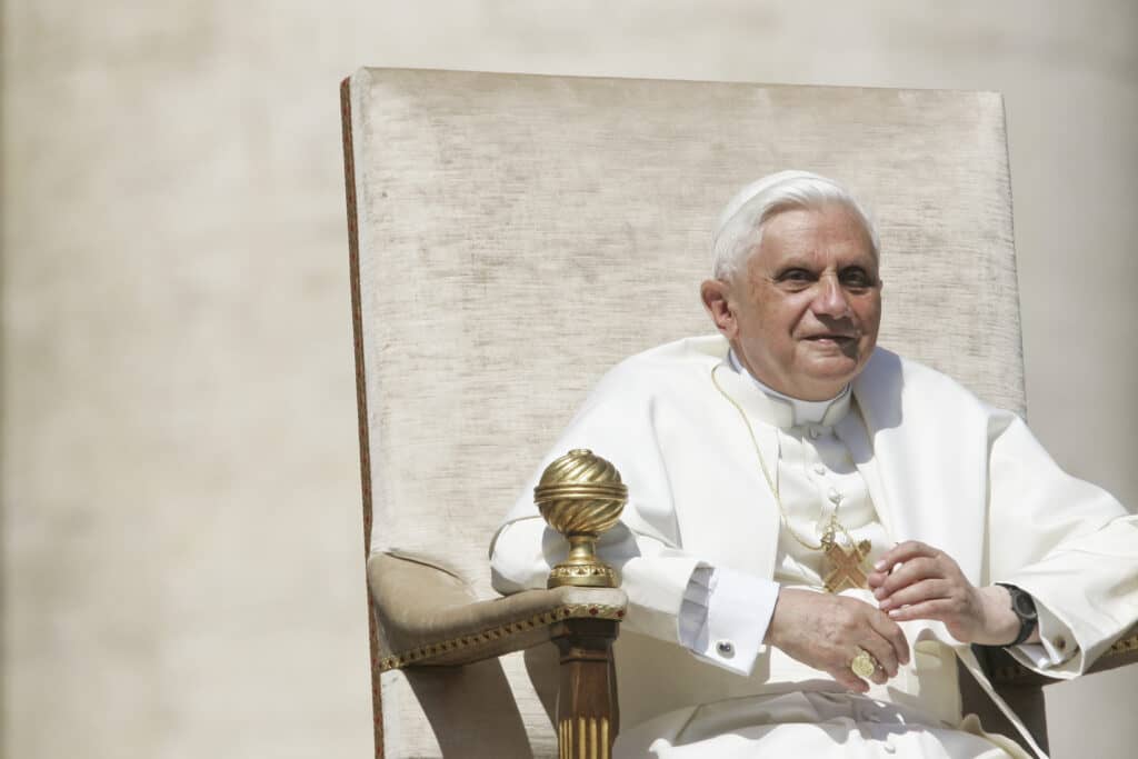 Benedicto XVI: un hombre en desacuerdo con el mundo moderno