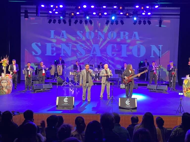 La Sonora Sensación continuará activa: sólo el vocalista Luis Flores anunció su retiro de la banda