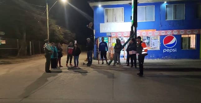Violento asalto afectó a conocido supermercado en Iloca