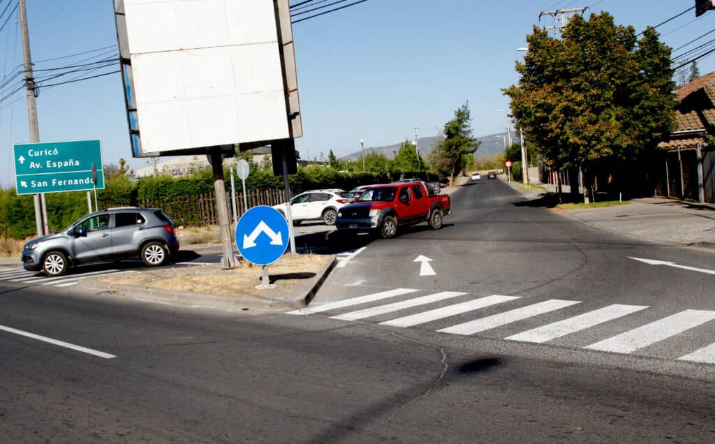 Mejoran la demarcación vial en cruce de callejón Los Pinos