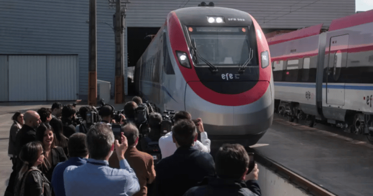 Gobierno de Boric presenta tren "más rápido de Sudamérica": unirá Santiago y Chillán en tres horas y media