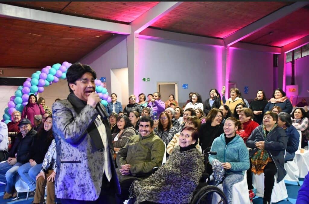 Municipio de Sagrada Familia celebró el Día de la Madre con música en vivo