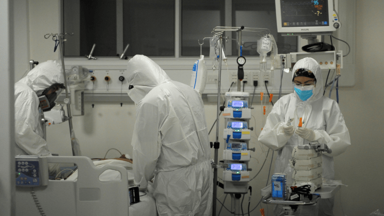 OMS declara el fin de la emergencia global por Covid-19 luego de tres años