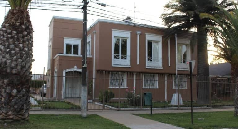 Teno: Concejales exigen remoción del Administrador Municipal acusando "falta de criterio" ante crisis de la basura