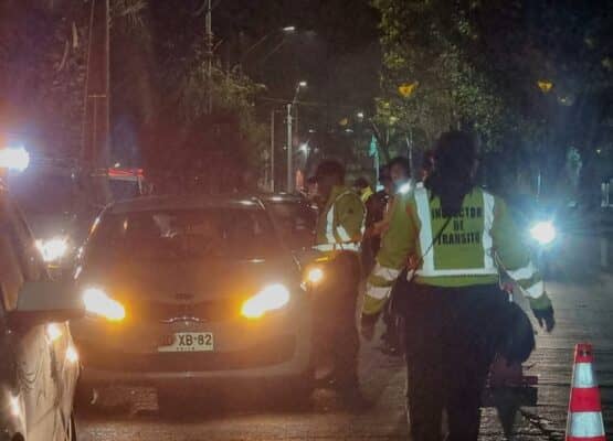 Inspectores municipales de Curicó y Carabineros realizan operativo vehicular preventivo conjunto