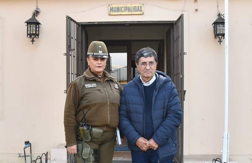 Municipio de Sagrada Familia y Carabineros coordinan acciones de seguridad pública