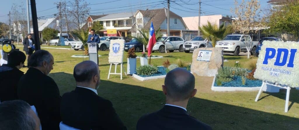 PDI conmemoró aniversario N°90 con homenaje a mártir en sector Rauquén