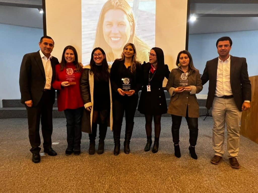 Mujeres de Curicó egresaron del programa Jefas de Hogar