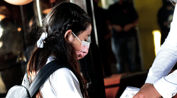 Minsal anuncia uso obligatorio de mascarillas en establecimientos educacionales para niños mayores de 5 años