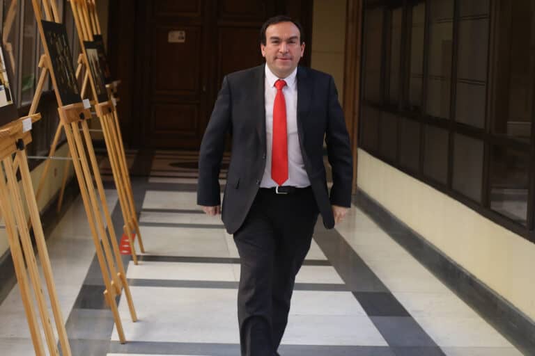 Diputado Donoso apunta contra el Gobierno por falta de nombramientos en seremis de Transportes y MOP en el Maule