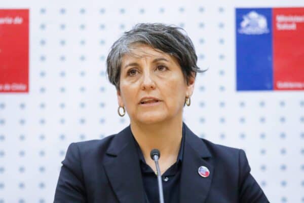 Ministra de Salud tras muerte de lactante en San Antonio: "Era difícil que sobreviviera"