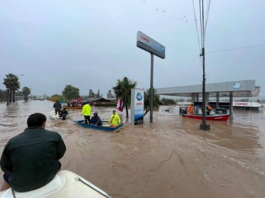 Senapred se enteró de inundaciones en Licantén por funcionario de salud