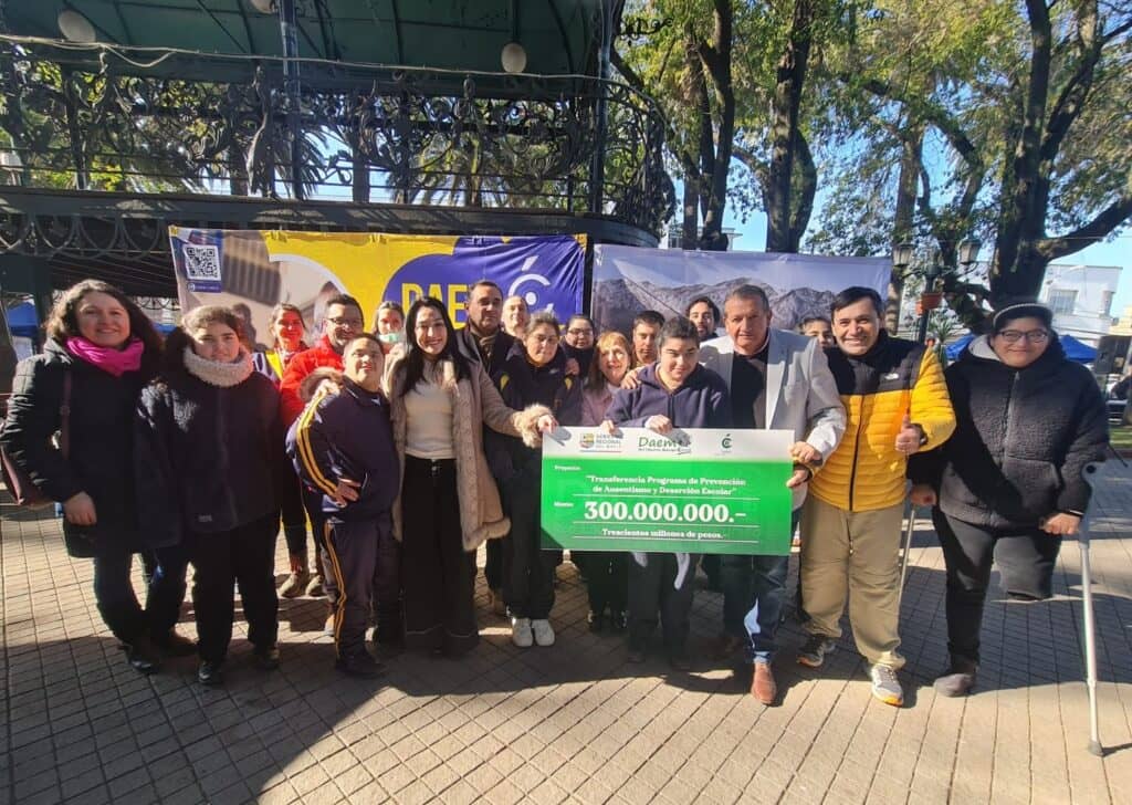 Gobierno Regional del Maule asigna $300 millones para transporte escolar municipal de Curicó
