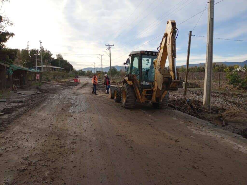 Comienzan trabajos de reparación de la Ruta j-60 en la comuna de Rauco
