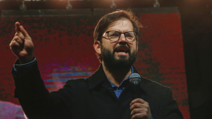 Presidente Boric en aniversario de Convergencia Social: "Cuando alguien dice ’soy del 38%’ me da orgullo y escozor"
