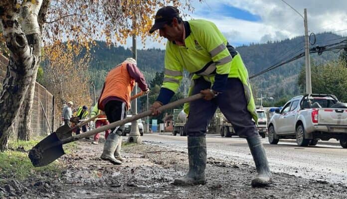 Autoridades conforman la "Mesa Preventiva del Mataquito" en Licantén para enfrentar el próximo invierno