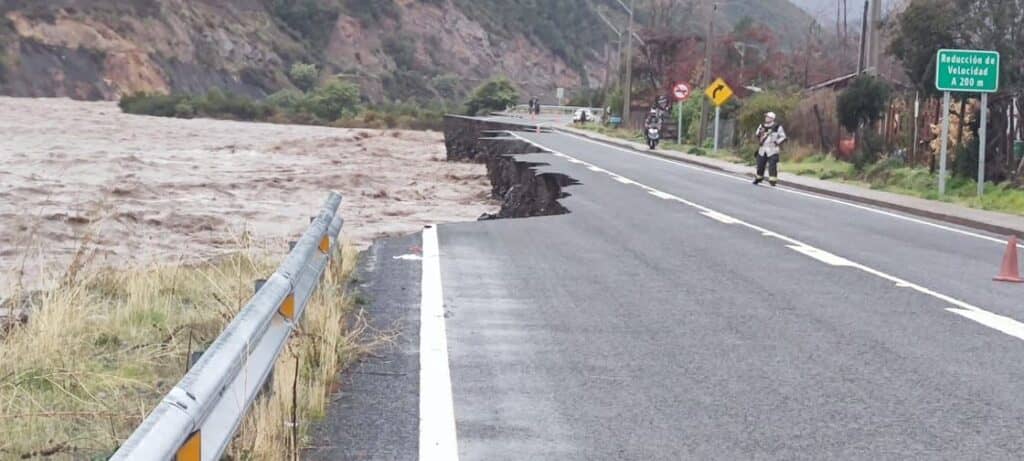 Seremi de Obras Públicas estima que reconstrucción de vías y defensas fluviales en Curicó tardaría dos años