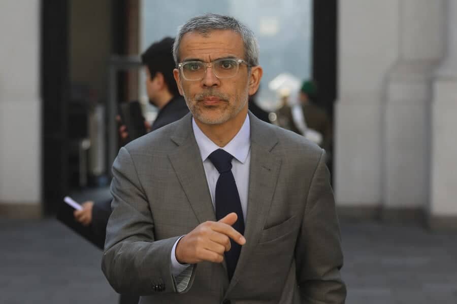 Ministro Cordero asegura que diputada Catalina Pérez no estaría vinculada a Caso Convenios