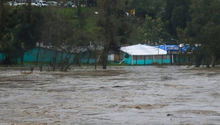 Sistema frontal: Gobierno informa dos fallecidos, 804 damnificados y más de 29 mil aislados