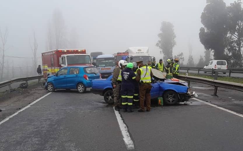 Accidente de tránsito cerca de Puente Teno deja una persona fallecida y tres lesionados leves