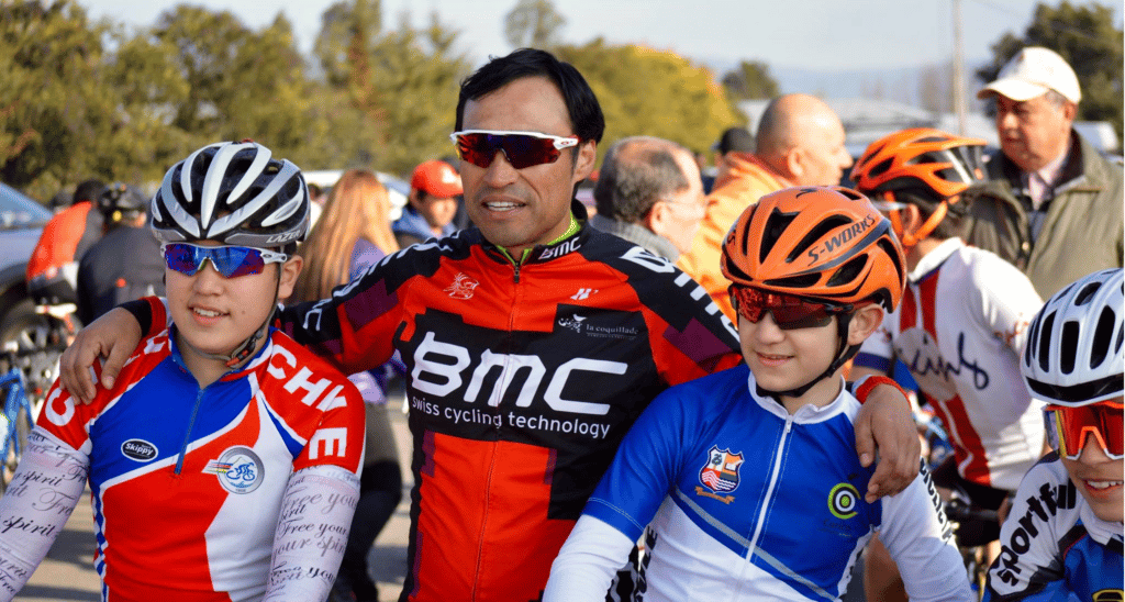 Padre de seleccionado nacional de ciclismo envía sentida carta por escaso apoyo para Santiago 2023