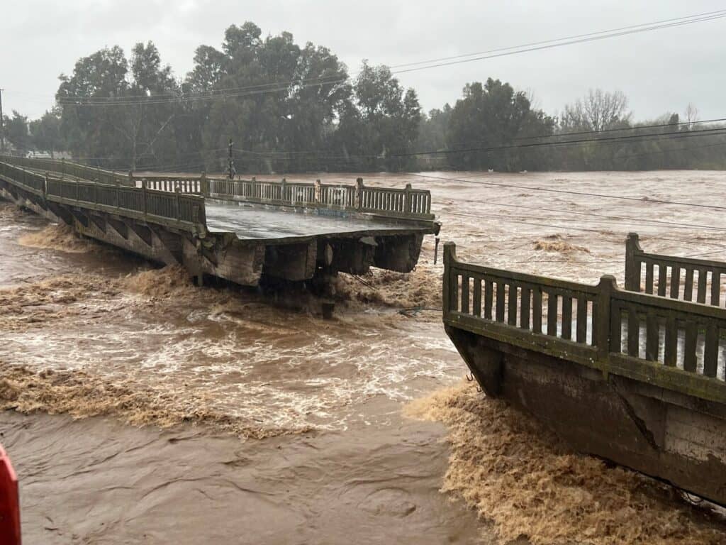 Sistema frontal: Gobierno reporta 8 puentes afectados, 200 cortes de camino y 3 localidades sin agua potable