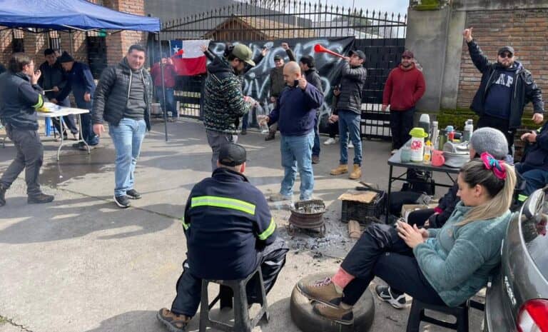 Trabajadores de empresa Valdivieso inician huelga legal en Lontué
