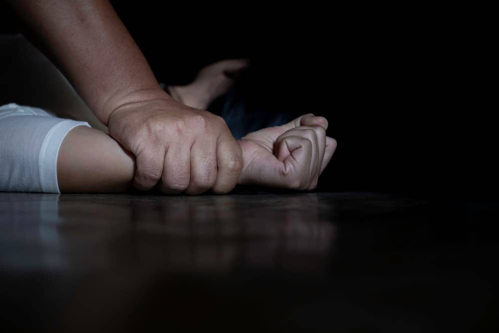 Se repite la historia: Adolescente violó a compañera en medio de fiesta de cumpleaños en sector de Zapallar