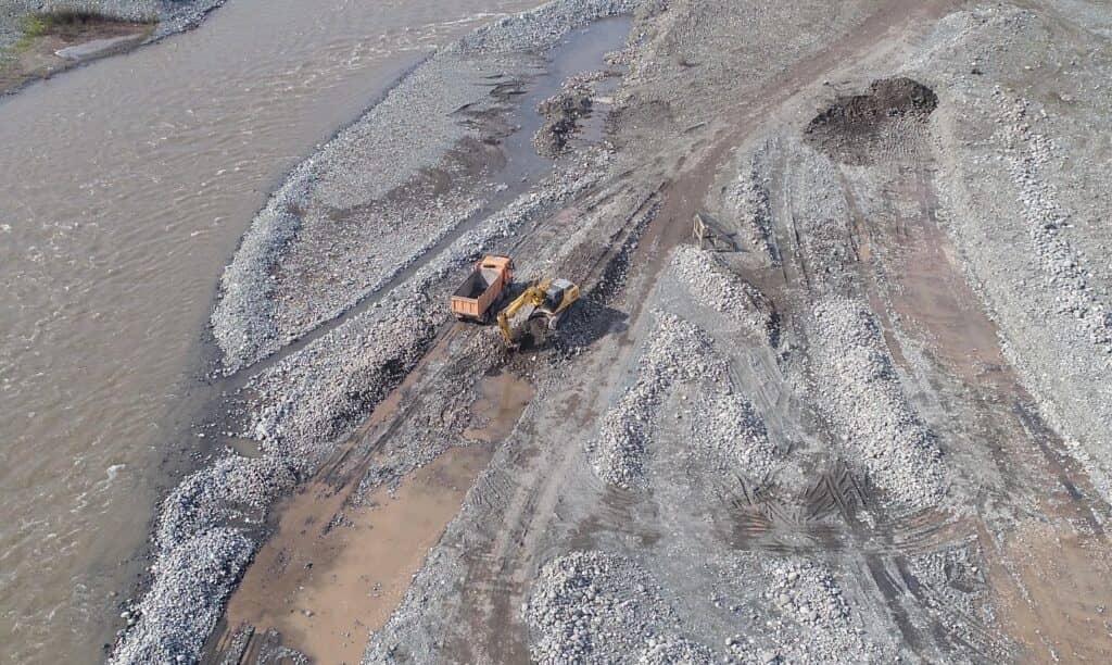 Concejal de Teno denuncia extracción no autorizada de áridos en bocatoma del río Teno