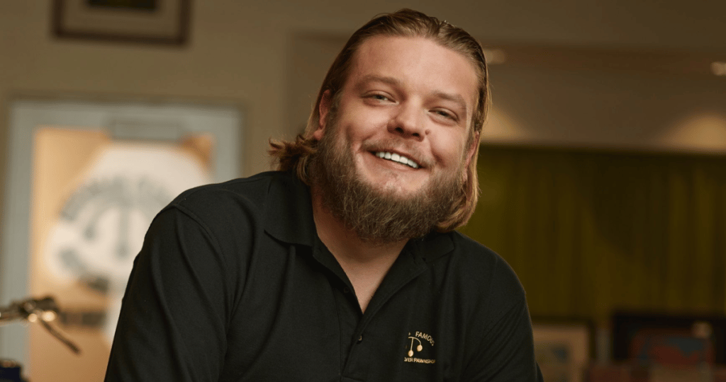 Detienen a Corey Harrison de "El precio de la historia" por conducir en estado de ebriedad