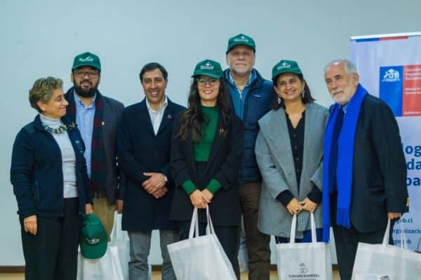 Ministros y autoridades locales realizaron diálogo ciudadano en Romeral