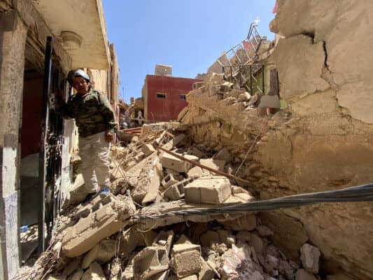 Terremoto en Marruecos deja 1.037 muertos y 1.204 heridos