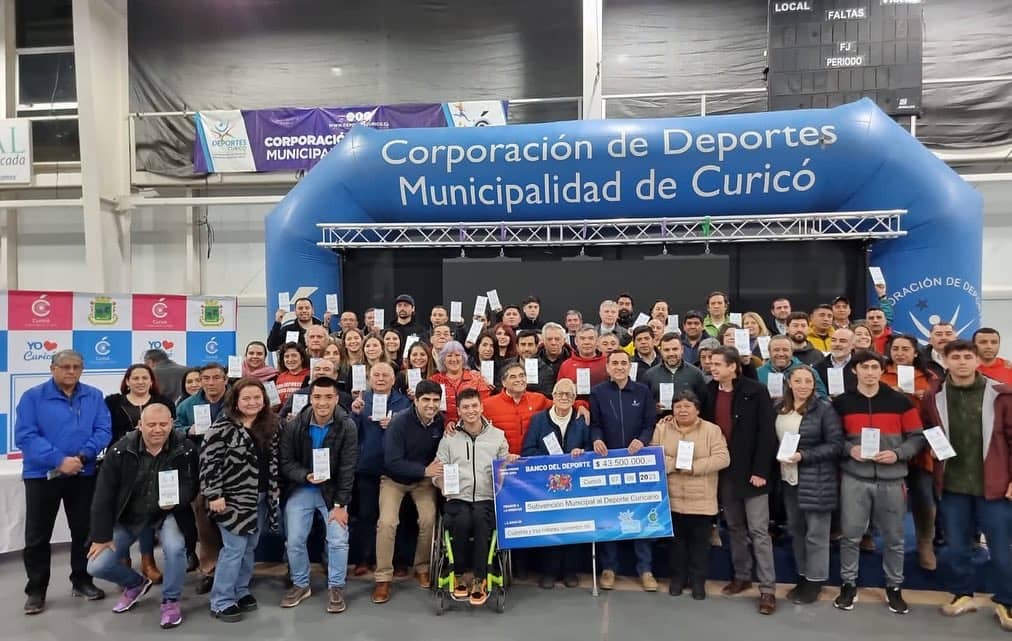Municipio entregó subvención a entidades deportivas de Curicó