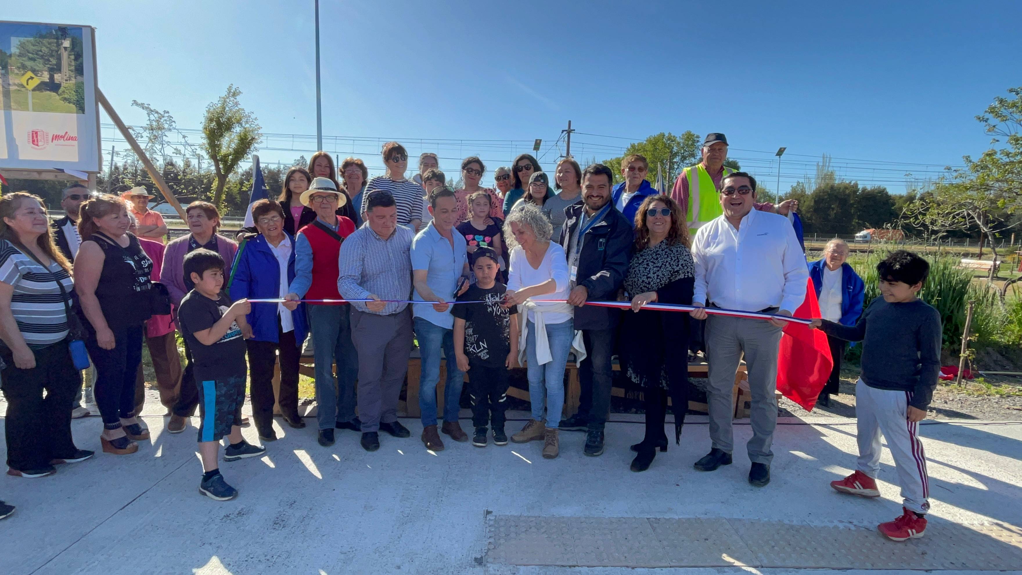 Municipio de Molina inauguró nuevas veredas en Itahue