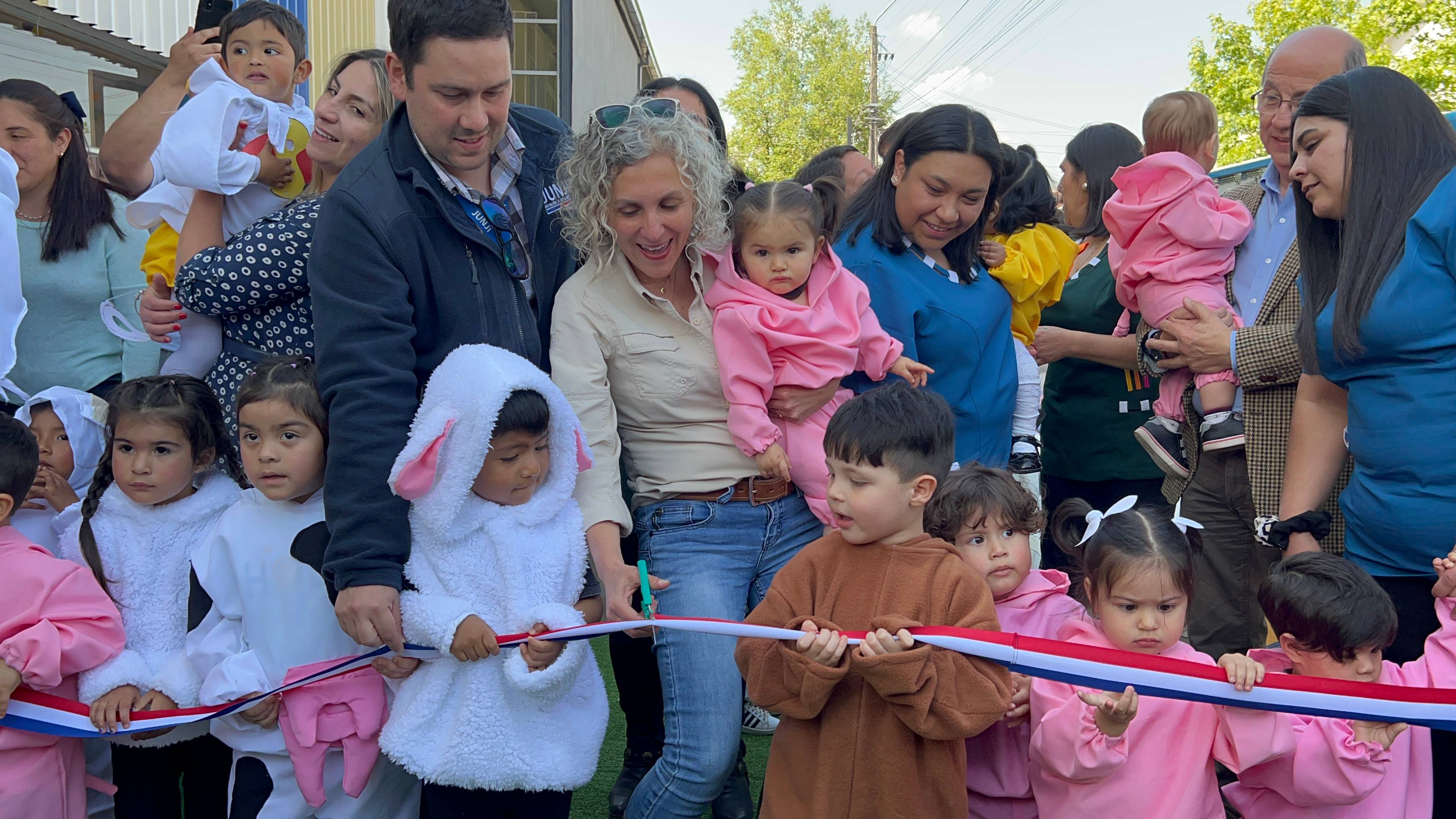 Reinauguran Jardín Infantil Trencito De Mis Tesoros de Molina