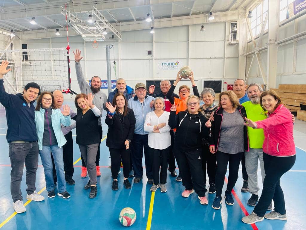El newcom voley inicia nuevo taller deportivo en Curicó