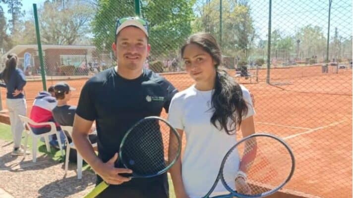 Tenista curicana inicio gira competitiva por dos países