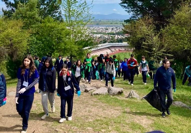 Municipio de Curicó y Senda realizaron 2da versión de “La Juventud Previene”