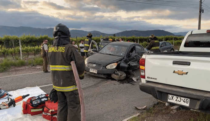 Mujer resultó lesionada en accidente de tránsito en Puente Rauco-Comalle